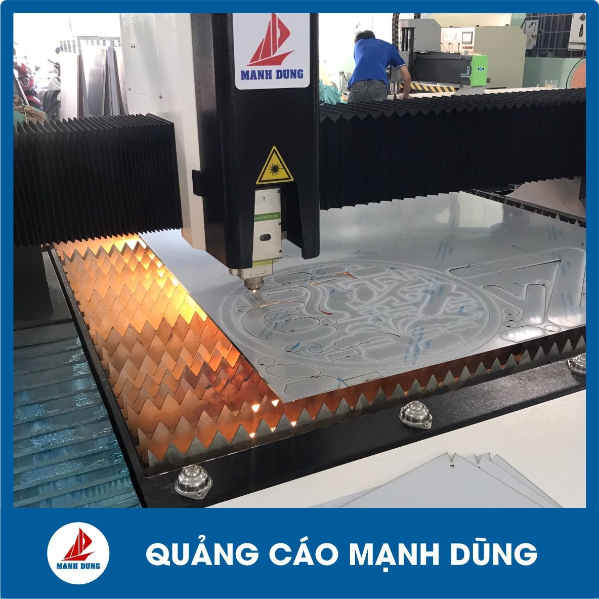 Gia công quảng cáo